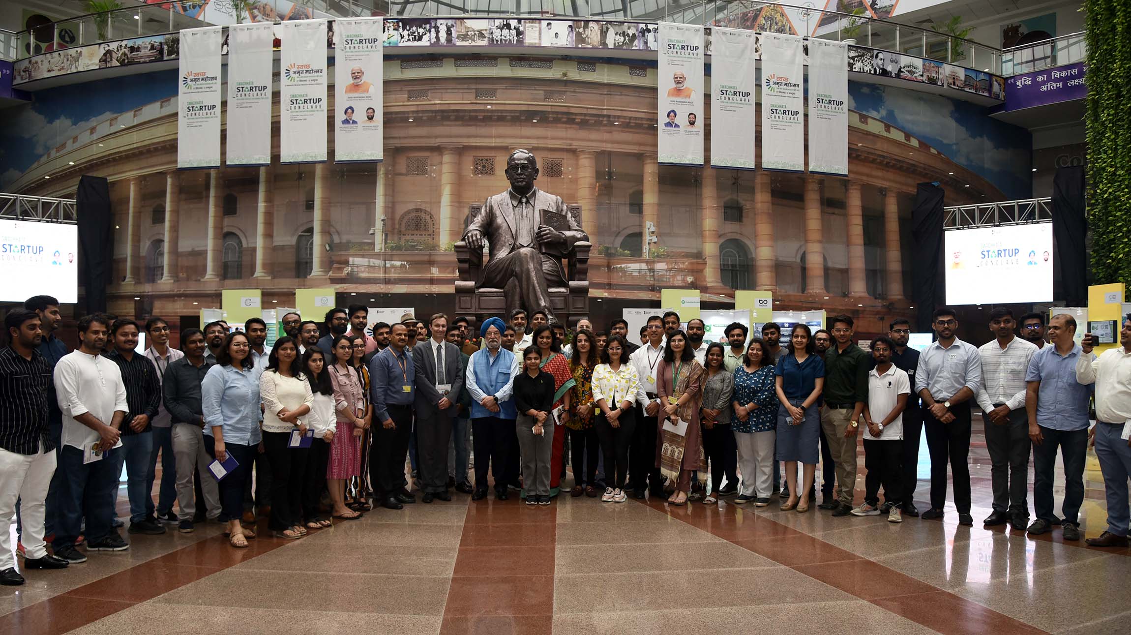 प्लास्टिक कचरा प्रबंधन, कचरे का वैज्ञानिक प्रसंस्करण नवाचार के लिए विशाल अवसर प्रदान करता है: श्री हरदीप पुरी