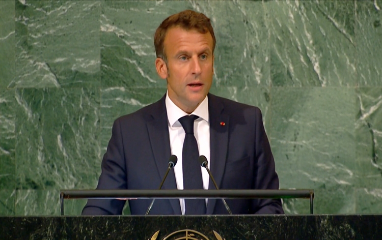 फ्रांस के राष्‍ट्रपति इमैनुएल मैक्रों ने कहा कि प्रधानमंत्री नरेन्‍द्र मोदी का कथन कि यह समय युद्ध के लिए नहीं, बि‍ल्कुल सही है