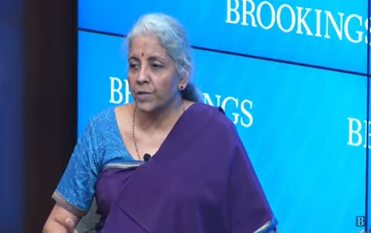 भारत जी-20 समूह की एक वर्ष की अध्यक्षता के दौरान वैश्विक संस्थानों को सुदृढ़ करने को प्राथमिकता देगा: वित्त मंत्री