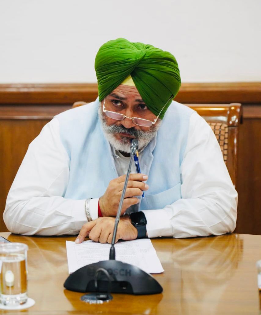 जौड़ामाजरा द्वारा स्वास्थ्य विभाग के विभिन्न विकास कार्यों का जायज़ा