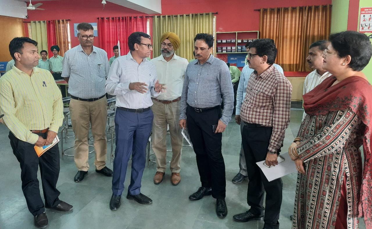 महाराष्ट्र के सचिव स्कूल शिक्षा के नेतृत्व वाले प्रतिनिधिमंडल ने पंजाब के सरकारी स्कूलों का किया दौरा