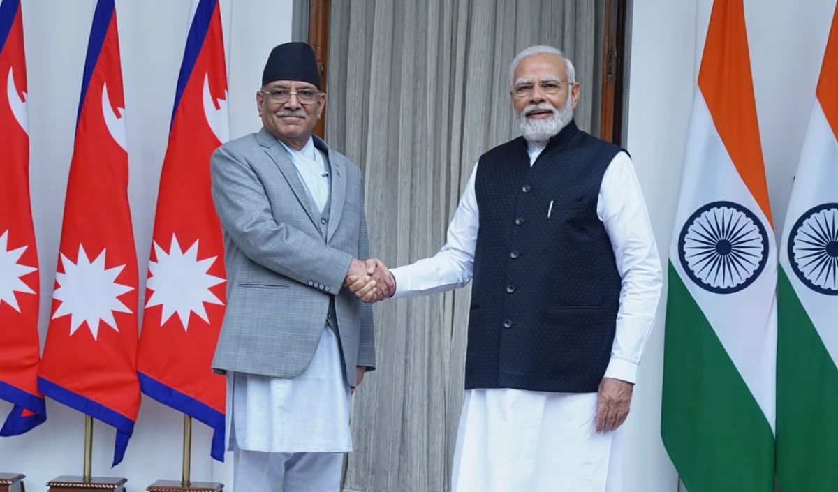 नई दिल्ली के हैदराबाद हाउस में प्रधानमंत्री नरेंद्र मोदी और नेपाल के प्रधानमंत्री पुष्प कमल दहल प्रचंड के बीच प्रतिनिधि स्तर की वार्ता हुई जिसके पश्चात इन समझौतों पर हस्ताक्षर किए गए। वार्ता के बाद दोनों नेताओं ने संयुक्त प्रेसवार्ता को संबोधित किया।
