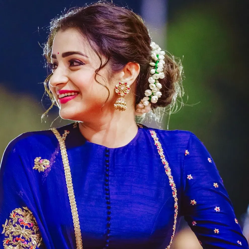 समांथा को टक्कर दे रही हैं विजय थालापति के एक्ट्रेस, 1 फिल्म की फीस इतने करोड़! ऐश्वर्या के साथ आ चुकी हैं नजर