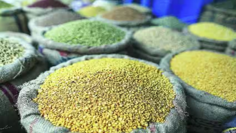 भारत दाल’ ब्रांड के तहत केंद्र सरकार दे रही सस्ती दाल, 60 से 55 रुपये किलो कीमत तय