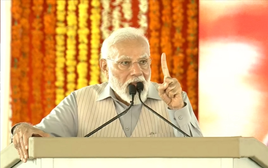 प्रधानमंत्री ने तेलंगाना के वारंगल में लगभग 6,100 करोड़ रुपये की विभिन्न ढांचागत विकास परियोजनाओं की आधारशिला रखी