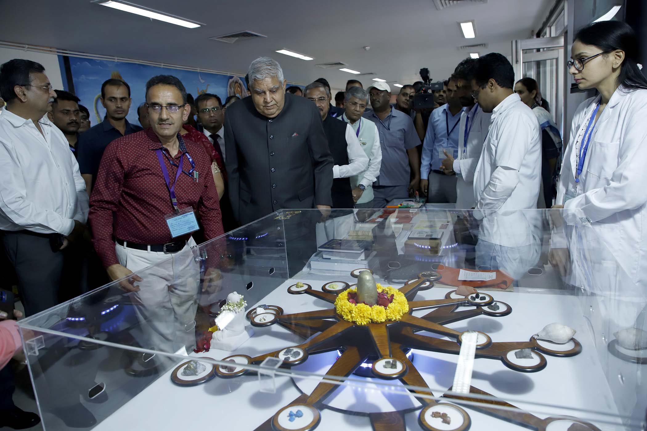 उपराष्ट्रपति ने राष्ट्रीय आयुर्वेद संस्थान के विद्यार्थियों से संवाद कर उन्हें प्रेरित किया