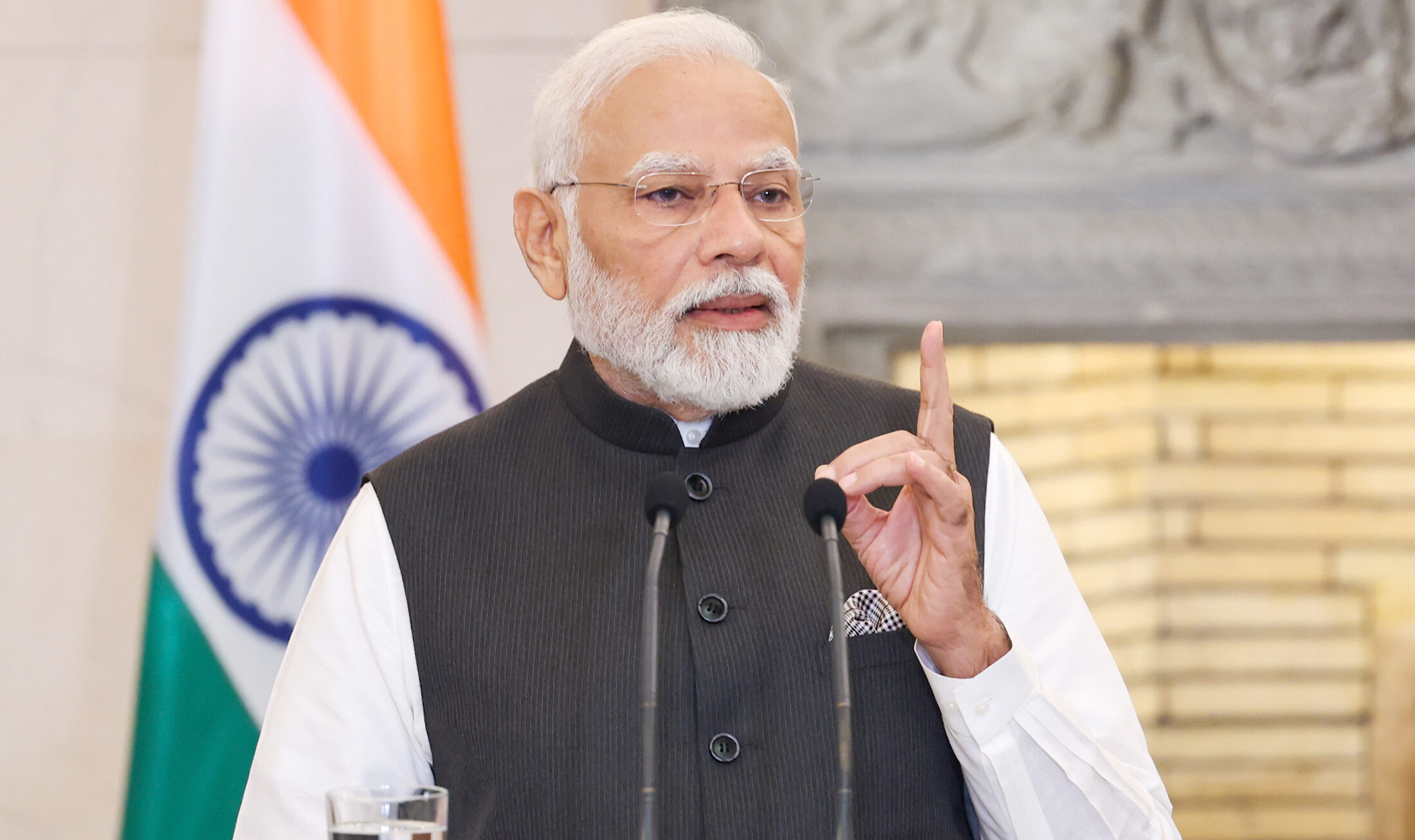 प्रधानमंत्री ने वाराणसी में जी20 संस्कृति मंत्रियों की बैठक के प्रतिनिधियों के सम्मान में प्रस्तुत ‘सुर वसुधा’ कार्यक्रम की प्रशंसा की