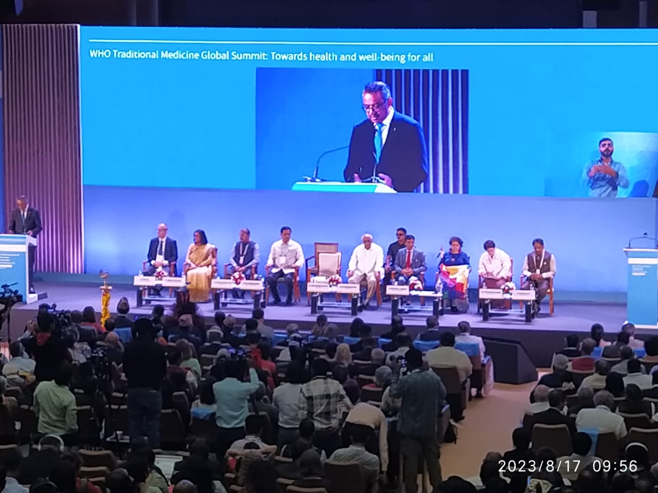 मेरा सौभाग्य है कि मुझे तुलसी पौधा लगाने का मौका मिला: डॉ. टेड्रोस एडनोम घेब्रेयेसस