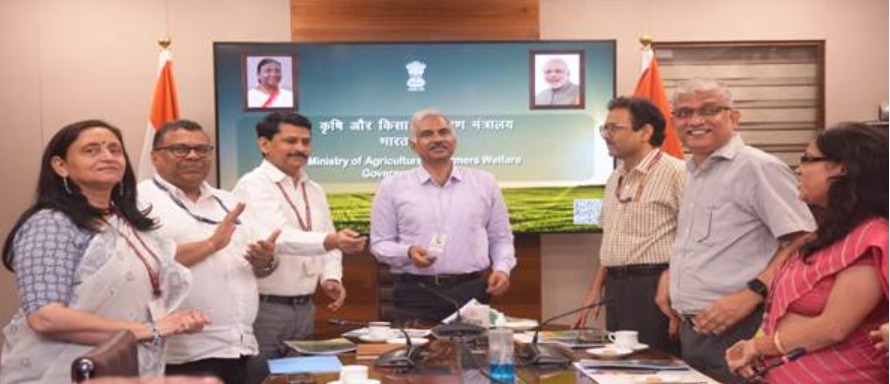 फसल अनुमान सर्वेक्षण के लिए मोबाइल एप्लिकेशन और वेब पोर्टल का शुभारंभ, कृषि के क्षेत्र में नए युग की शुरुआत