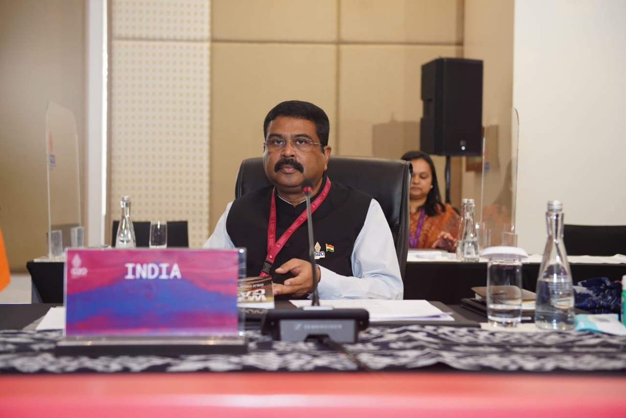 अब क्रिकेट से बेटियां सीखेंगी जीवन कौशल के गुण, शिक्षा मंत्रालय, आईसीसी व यूनिसेफ की खास पहल