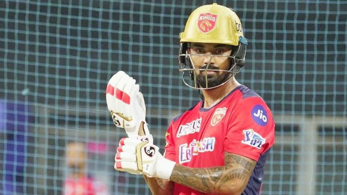 केएल राहुल के साथी का धमाकेदार शतक! 10 छक्के, 5 चौके ठोक उड़ाए गेंदबाजों के परखच्चे, जिताया मैच