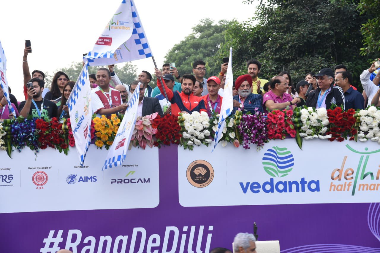 जमकर दौड़ी दिल्ली, हाफ मैराथन में केन्या के डेनियल निकले सबसे आगे