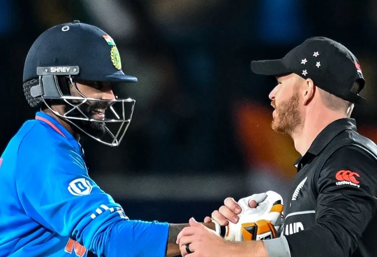 World Cup: भारत ने रोमांचक मुकाबले में न्यूजीलैंड को 4 विकेट से हराया, 20 वर्ष का इंतजार किया समाप्त