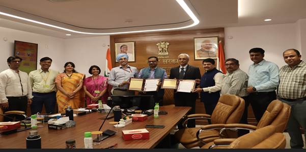 दीनदयाल अंत्योदय योजना – राष्ट्रीय ग्रामीण आजीविका मिशन और सिडबी ने एमओयू पर हस्ताक्षर किए जो महिला-नीत उद्यमों की यात्रा में एक महत्वपूर्ण उपलब्धि है