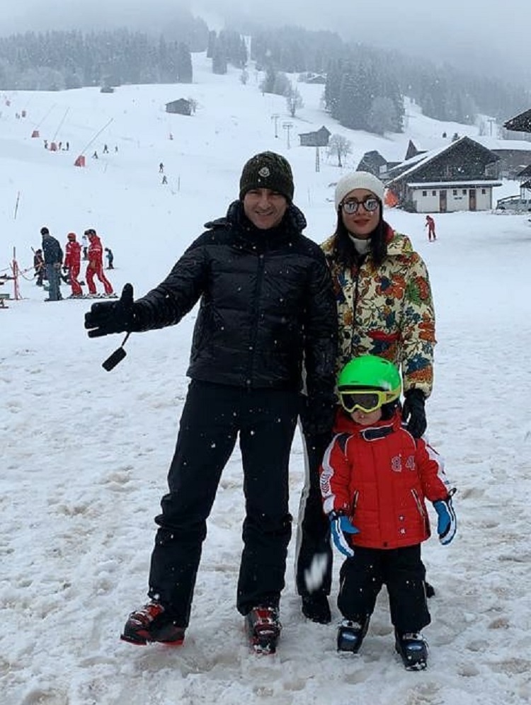 New Year 2024 के स्वागत के लिए स्विट्जरलैंड पहुंचीं करीना कपूर, फैमिली के साथ मना रहीं वेकेशन, दिखाई झलक