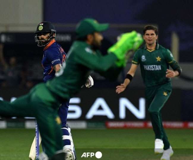 3 साल पहले विराट कोहली से छीनी बादशाहत, पाकिस्तान का सुपर स्टार इस साल भी टॉप पर, जमाई हुई है धाक