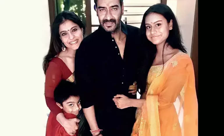 Ajay Devgn ने बच्चों संग मनाया नया साल, शेयर कीं हॉलिडे की तस्वीरें, मोनोकिनी में दिखी लाडली Nysa