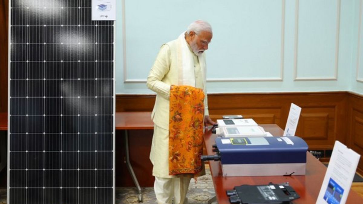 पीएम मोदी ने की ‘प्रधानमंत्री सूर्योदय योजना’ की घोषणा, 1 करोड़ परिवारों को अपने घर की छत पर मिलेगी सौर ऊर्जा