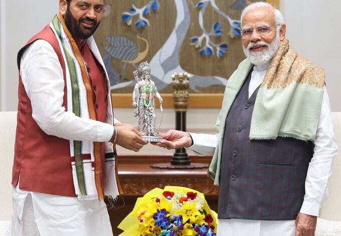 हरियाणा के मुख्यमंत्री श्री नायब सैनी ने आज प्रधानमंत्री श्री नरेन्द्र मोदी से मुलाकात की।