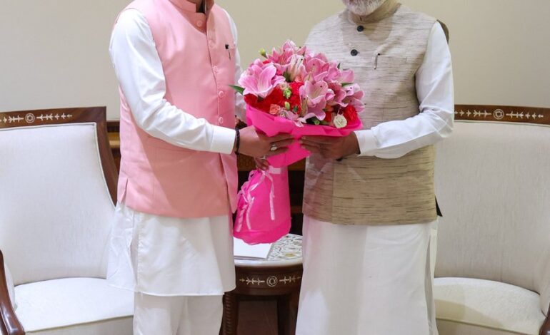 उत्तराखंड के मुख्यमंत्री ने प्रधानमंत्री से मुलाकात की