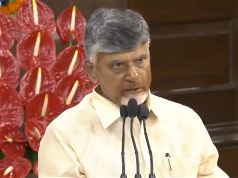 आंध्र प्रदेश के मुख्यमंत्री चंद्रबाबू नायडू आज गुरुवार को करेंगे पदभार ग्रहण