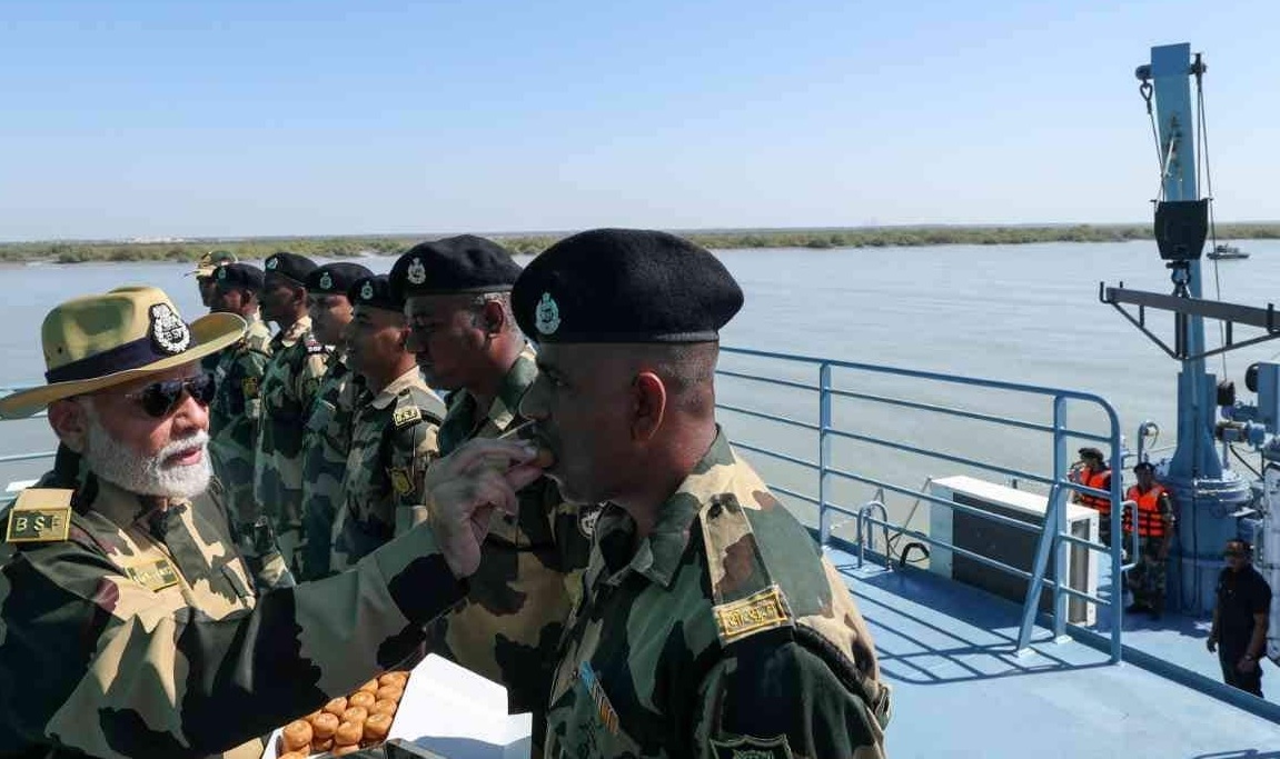 वन रैंक वन पेंशन: योजना के 10 साल पूरे, पीएम मोदी कहा-पूर्व सैन्यकर्मियों व सशस्त्र बलों को मजबूत करने के लिए हर संभव प्रयास