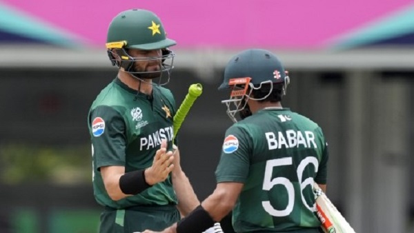 AUS VS PAK : पाकिस्तान के पेसर्स का जलवा, आस्ट्रेलिया का टॉप आर्डर बिखरा, एडीलेड में आई स्पीड की सुनामी