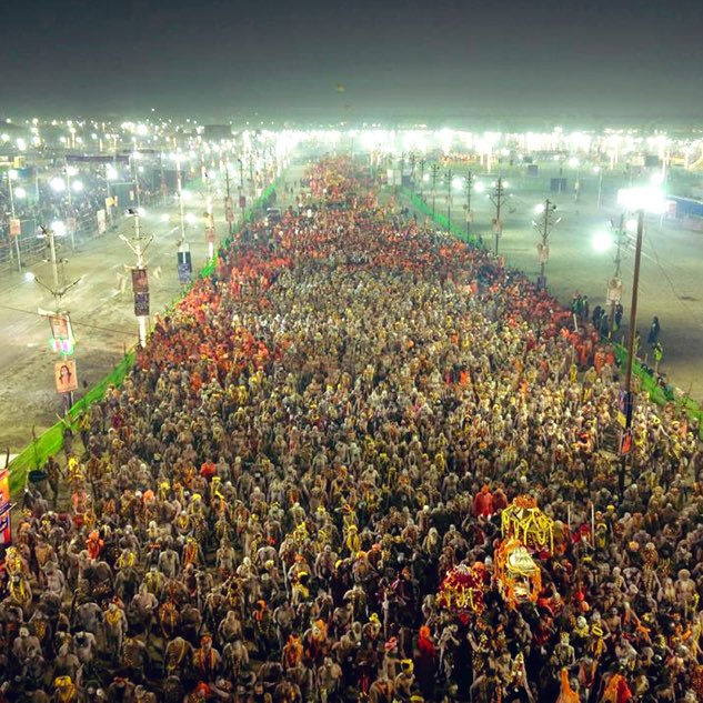 महाकुंभ : बसंत पंचमी पर पावन स्नान, सुरक्षा के पुख्ता इंतजाम, साधु-संतों पर हेलीकॉप्टर से पुष्प वर्षा हुई