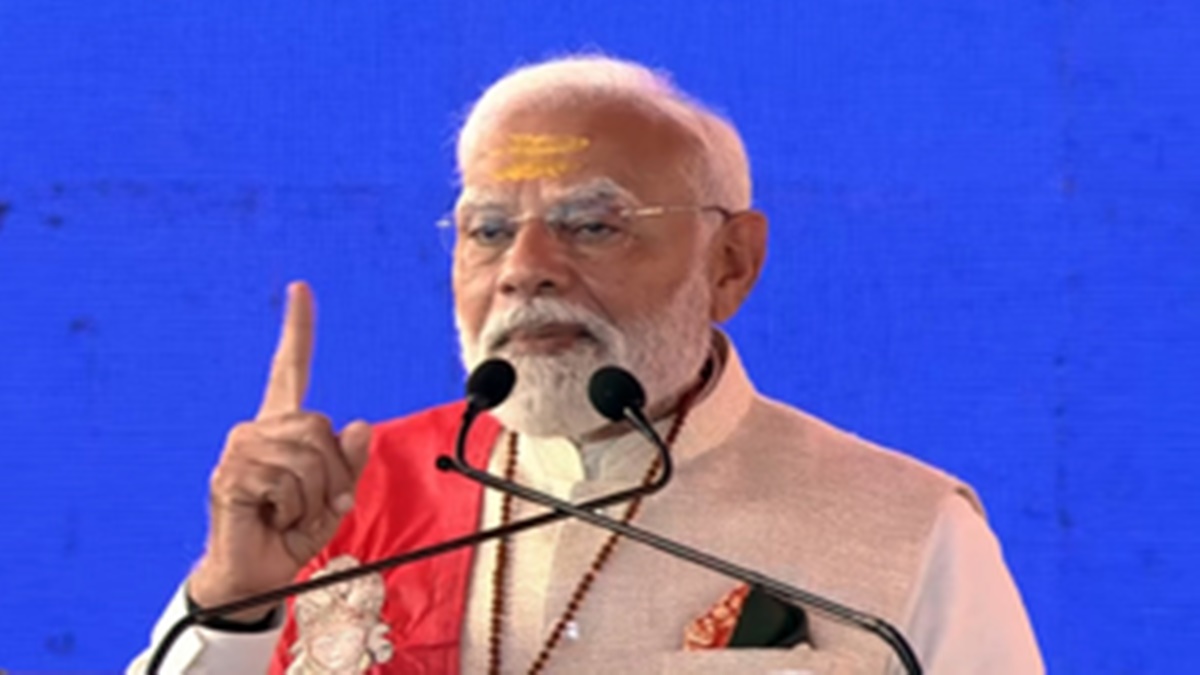 विदेशी ताकतों के साथ मिलकर देश और धर्म को कमजोर करने में लगा है नेताओं का एक वर्ग : पीएम मोदी