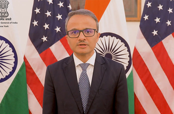 कृपया सतर्क रहें  |  भारतीय दूतावास या भारतीय पुलिस के अधिकारियों का रूप धारण करके धोखाधड़ी या घोटाले वाली कॉलों में वृद्धि