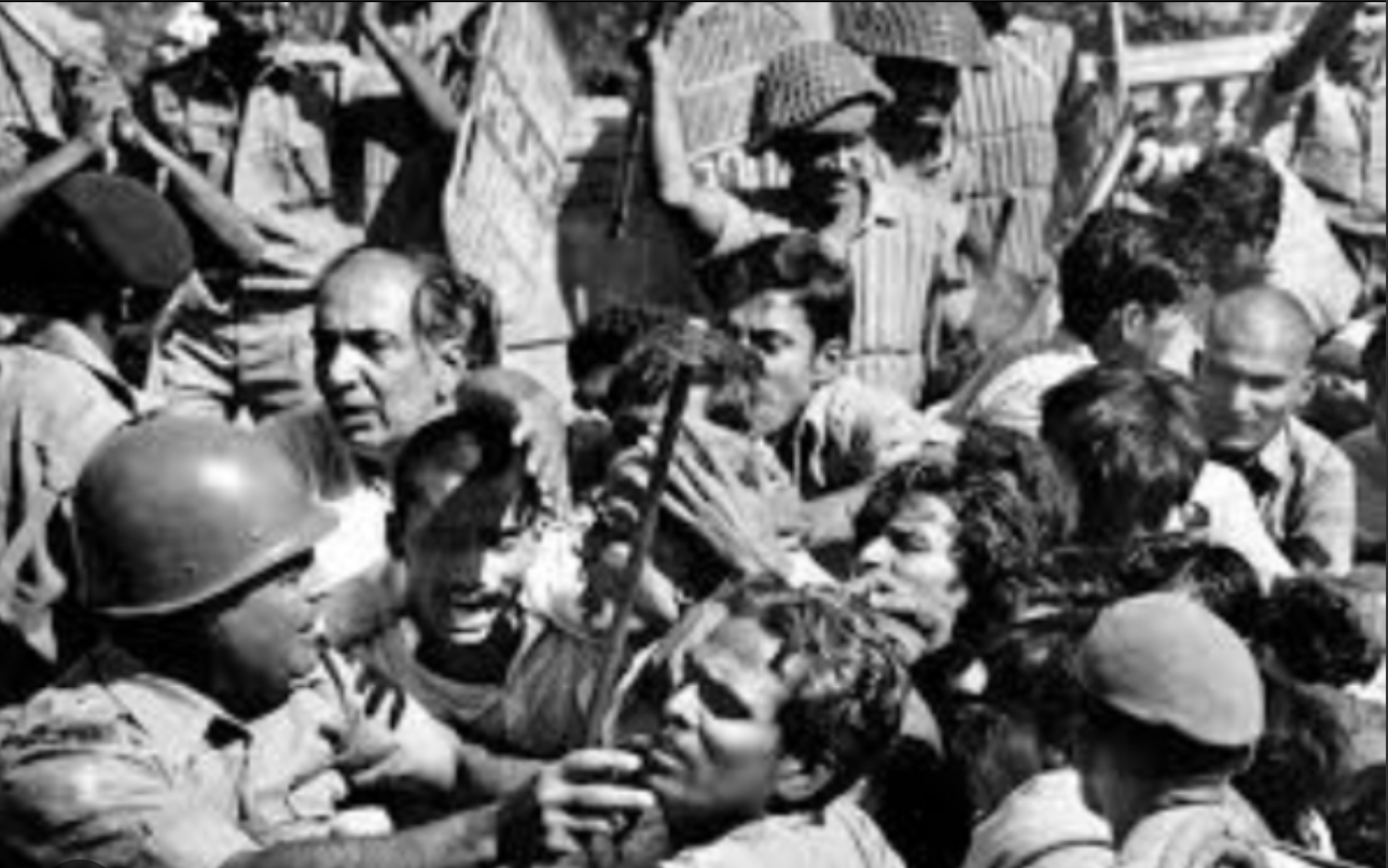 21 मार्चः आज ही के दिन खत्म हुआ था 19 माह का आपातकाल