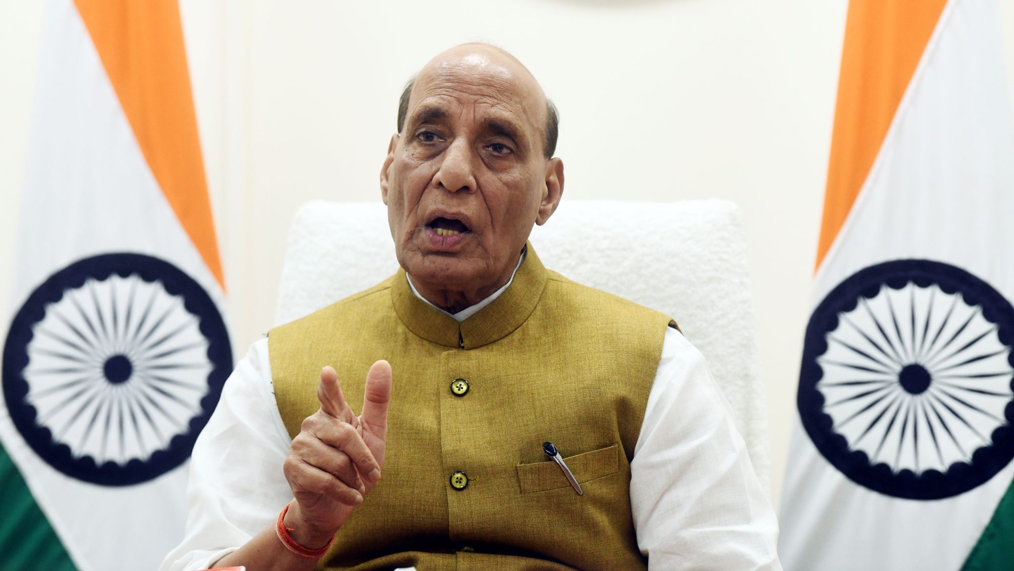 रक्षा निर्यात में 10 साल में 34 गुना बढ़ोतरी, वर्ष 2024-25 में 23,622 करोड़ रुपये का रिकॉर्ड निर्यात