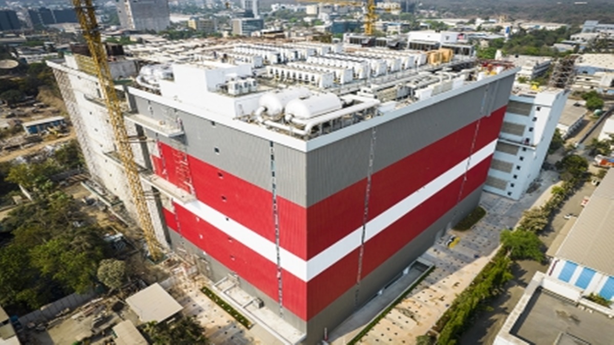 डेटा सेंटर क्षमता में उछाल, 2030 तक 4,500 मेगावाट का आंकड़ा पार करेगा भारत