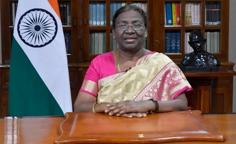 सिक्किम राज्य के 50वें स्थापना दिवस पर द्रौपदी मुर्मु समेत अन्य राजनीतिक हस्तियों ने दी शुभकामनाएं