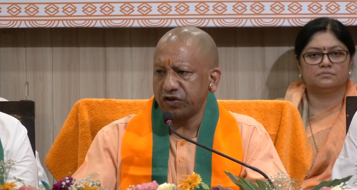 पीएम मोदी के 11 साल पूरे होने पर मुख्यमंत्री योगी आदित्यनाथ ने गिनाई केंद्र सरकार की उपलब्धियां