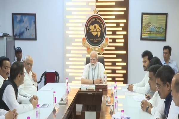 पीएम मोदी ने अहमदाबाद विमान दुर्घटना के मद्देनजर की समीक्षा बैठक