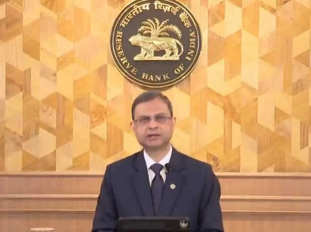 आरबीआई ने रेपो रेट घटाकर 5.5% की, नीतिगत रुख को बनाया तटस्थ