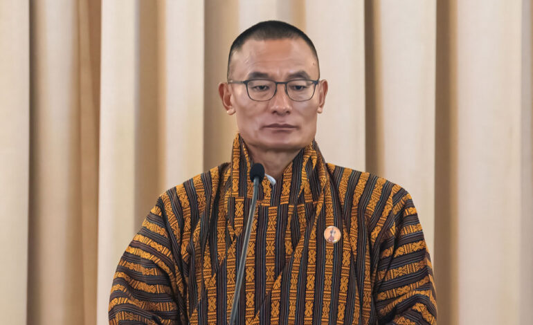 भूटान के मुख्य मठाधीश और प्रधानमंत्री तोबगे 4 सितंबर को भारत की यात्रा पर, राजगीर में शाही भूटान मंदिर का उद्घाटन