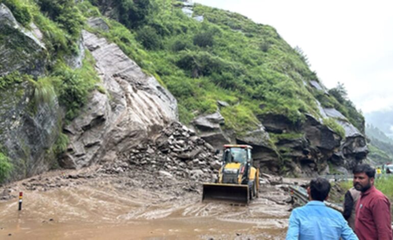 एचएसबीसी ने भारत को दी राहत, कहा- टैरिफ से बाजार की रफ्तार नहीं रुकेगी