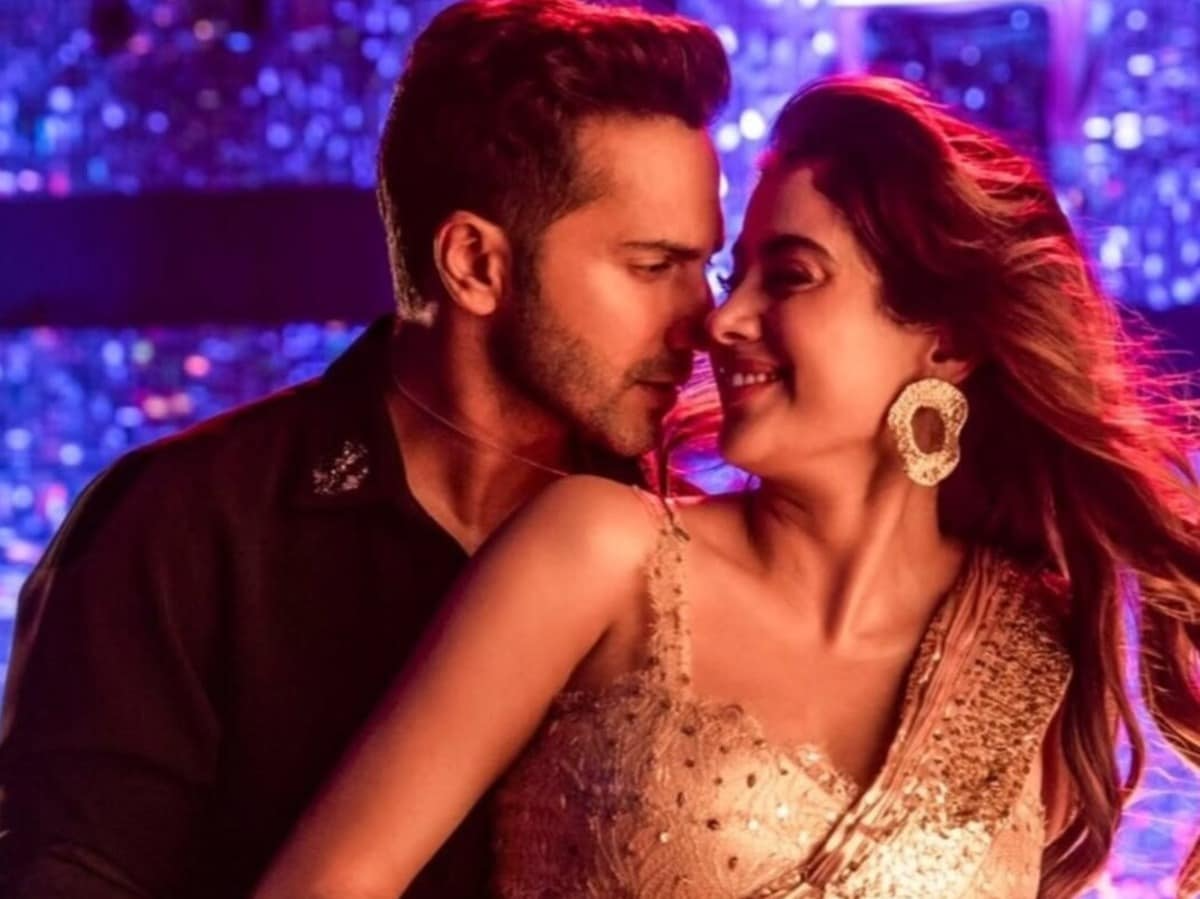 26 पुराने तेवर में लौटे सोनू निगम, वरुण धवन ने जाह्नवी कपूर संग किया जबरदस्त डांस, गिराई ‘बिजुरिया’