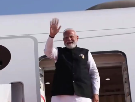 चीन में एससीओ शिखर सम्मेलन में भाग लेने के बाद पीएम मोदी भारत रवाना