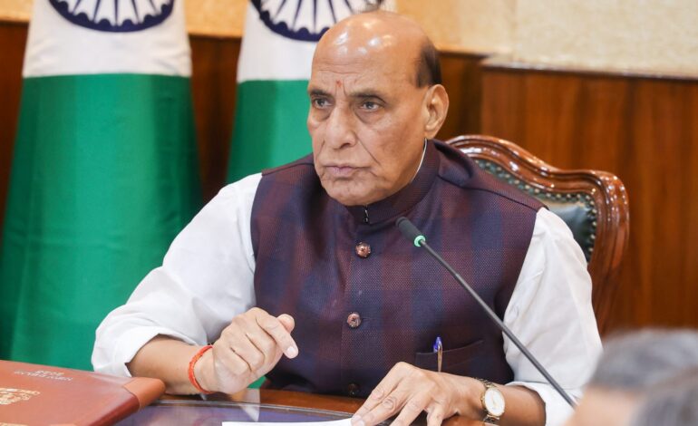 रक्षा मंत्री का बड़ा फैसला, पूर्व सैनिकों एवं उनके आश्रितों के लिए वित्तीय सहायता में 100 प्रतिशत की वृद्धि