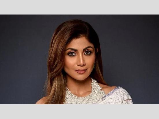 Shilpa Shetty के घर पहुंची पुलिस! 4.5 घंटे तक हुई पूछताछ, जानें क्या है पूरा मामला?