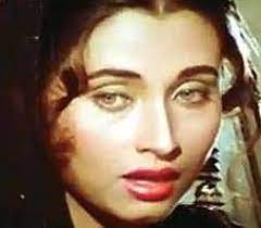 बला की खूबसूरत हसीना, 4 अफेयर और 3 शादी के बाद भी रहीं तन्हा, अब गुमनाम जिंदगी बिता रहींं राज कपूर की भांजी