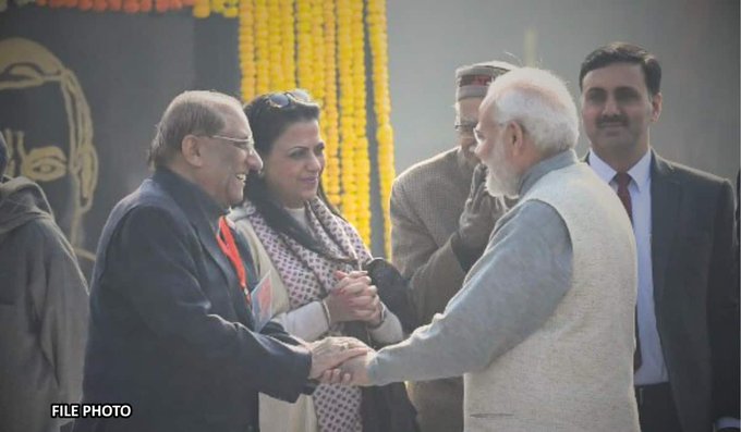 प्रधानमंत्री ने श्री वी.के. मल्होत्रा ​​के जीवन और योगदान पर अपने विचार साझा किए