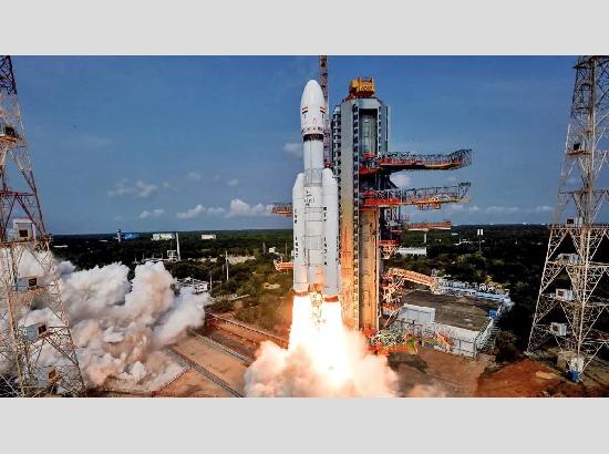 ISRO ने रचा इतिहास: ‘बाहुबली’ रॉकेट की सफल लॉन्चिंग; अंतरिक्ष में भेजा सबसे भारी सैटेलाइट