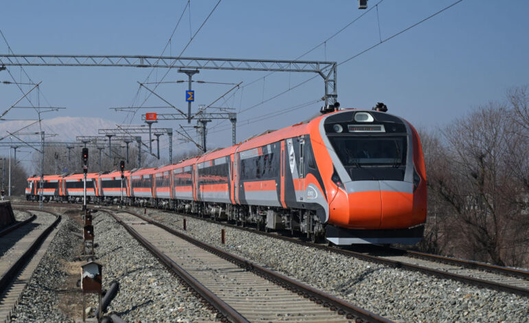 रेलवे इंफ्रास्ट्रक्चर को बढ़ावा, गुजरात और बिहार में 648 करोड़ की परियोजनाएं स्वीकृत
