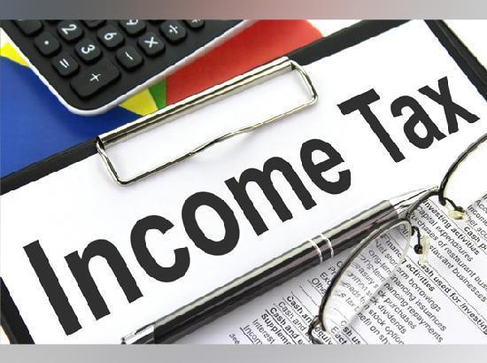 Income Tax का नया ‘गेम’: 1 अप्रैल से बदलेगा कानून, जानें आपकी जेब पर क्या होगा असर