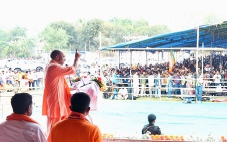 योगी आदित्यनाथ का दावा- यूपी मॉडल से सुधरेगी बंगाल की स्थिति