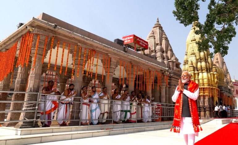 भगवान भोलेनाथ से समस्त देशवासियों के लिए सुख-समृद्धि और आरोग्यपूर्ण जीवन की कामना की : पीएम मोदी